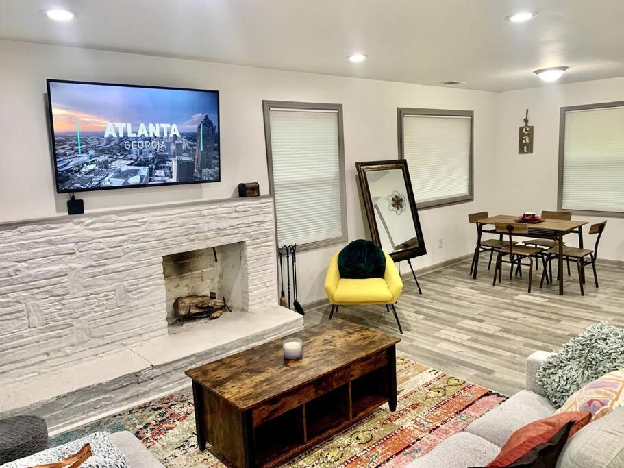 Spacious Home Атланта Екстериор снимка